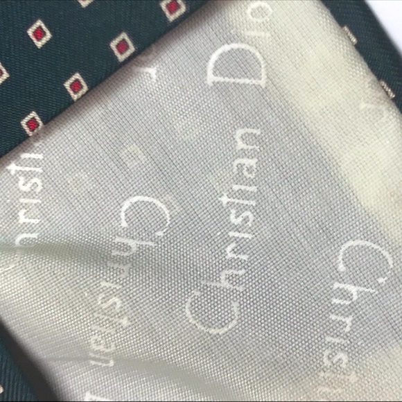 CHRISTIAN DIOR all silk authentic designer luxury tie. - Picture 2 of 5